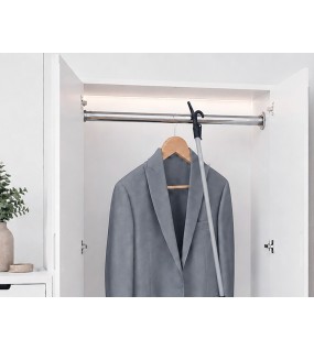 Telescopic rod for hangers
